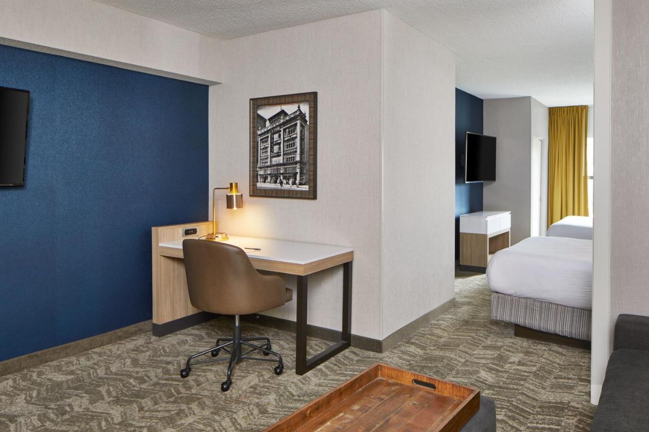 Queen Studio with Sofa Bed at Springhill Suites By Marriott Memphis Downtown