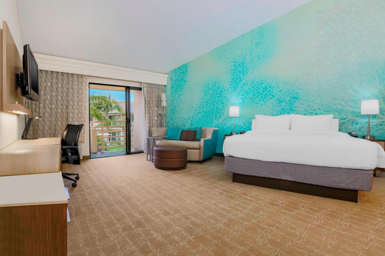 Studio Suite, Larger Guest room, 1 King, Sofa bed at Courtyard by Marriott San Diego Del Mar/Solana Beach