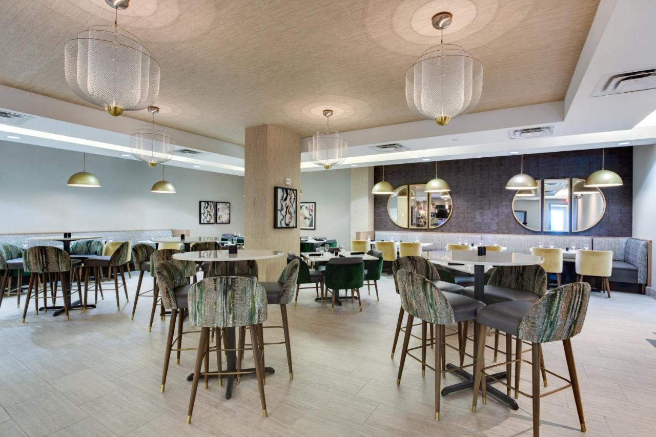 | Crowne Plaza Hotel & Resorts Fort Lauderdale Airport/ Cruise, an IHG Hotel