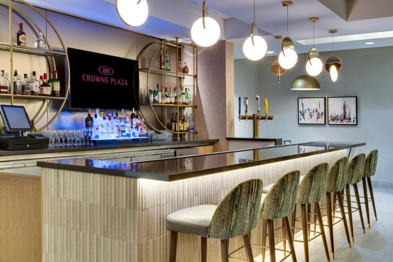 | Crowne Plaza Hotel & Resorts Fort Lauderdale Airport/ Cruise, an IHG Hotel