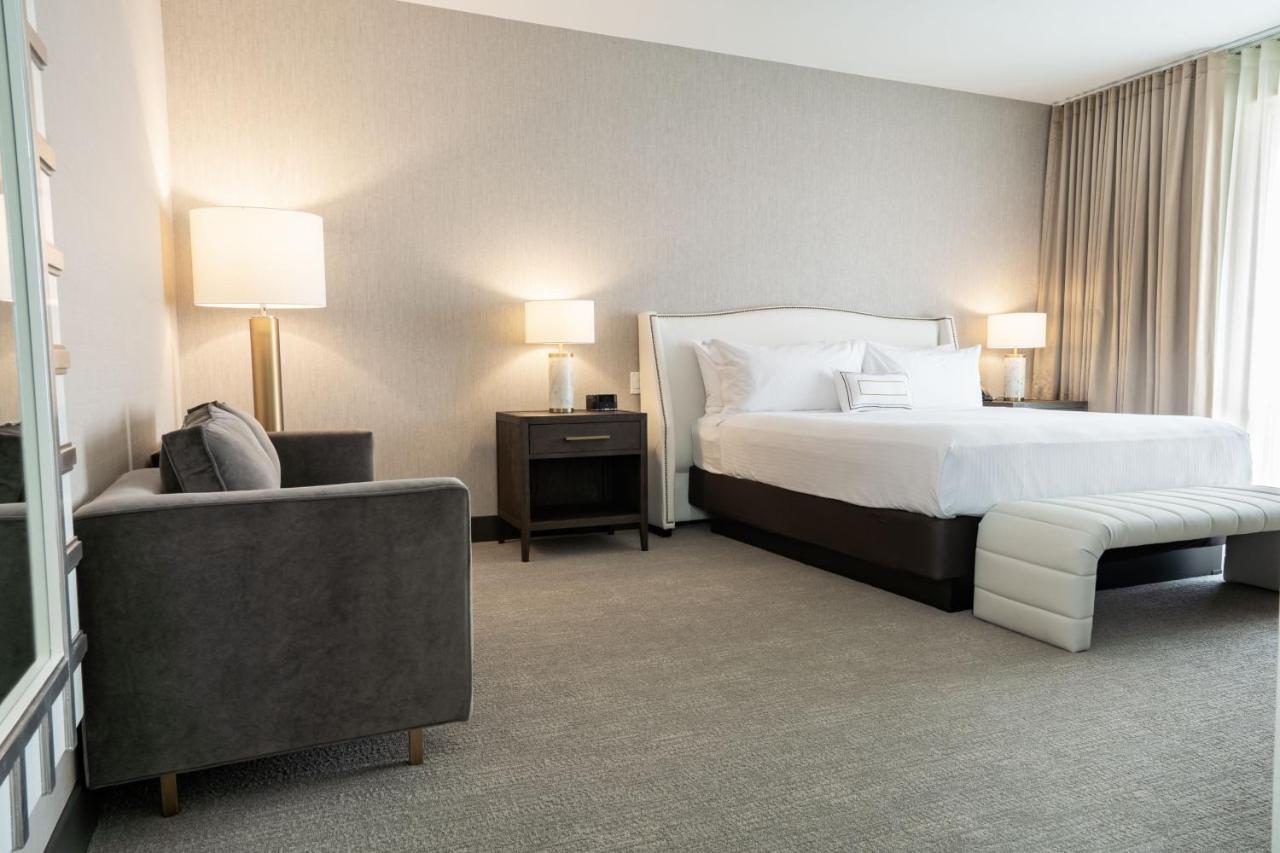 Penthouse Suite with Sofa Bed at SpringHill Suites by Marriott Chicago Chinatown