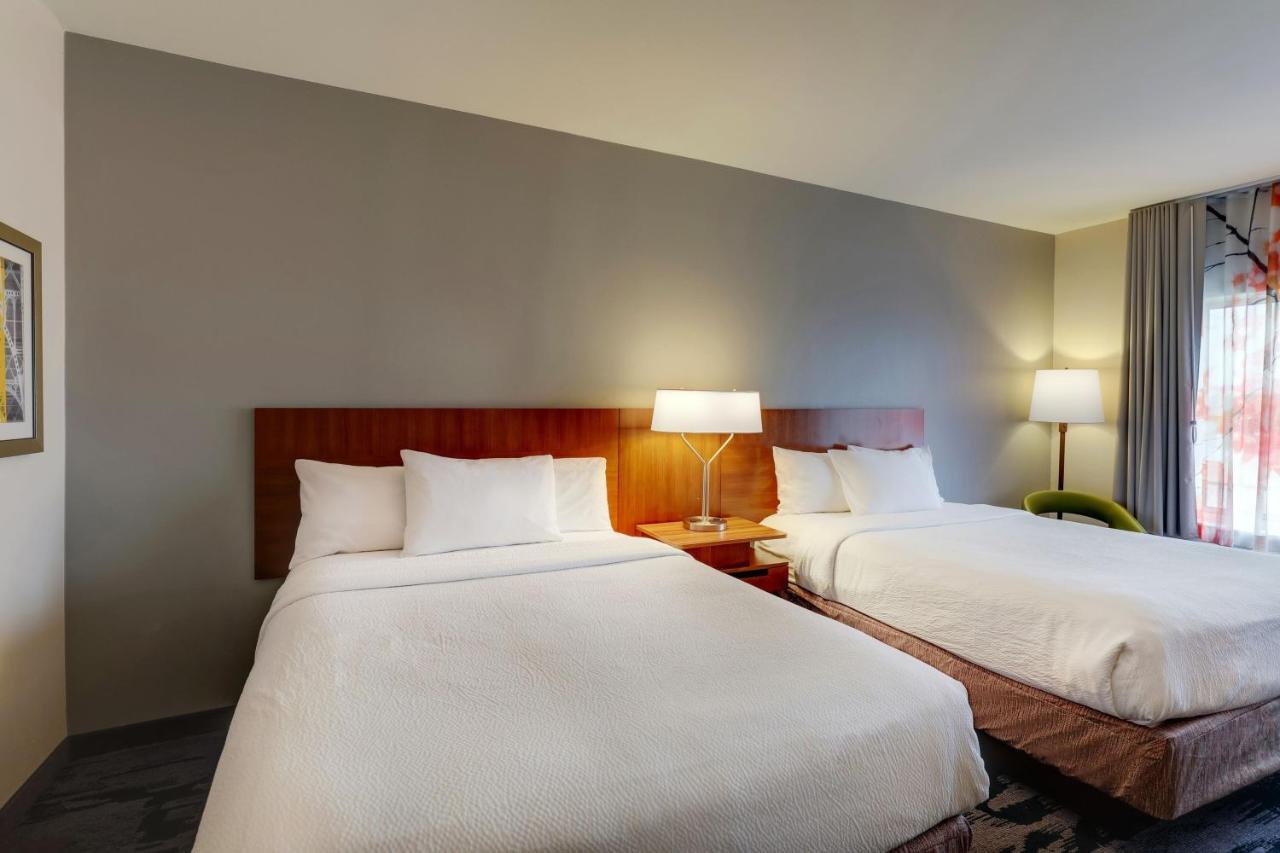| Fairfield Inn & Suites by Marriott Fort Worth I-30 West Near NAS JRB