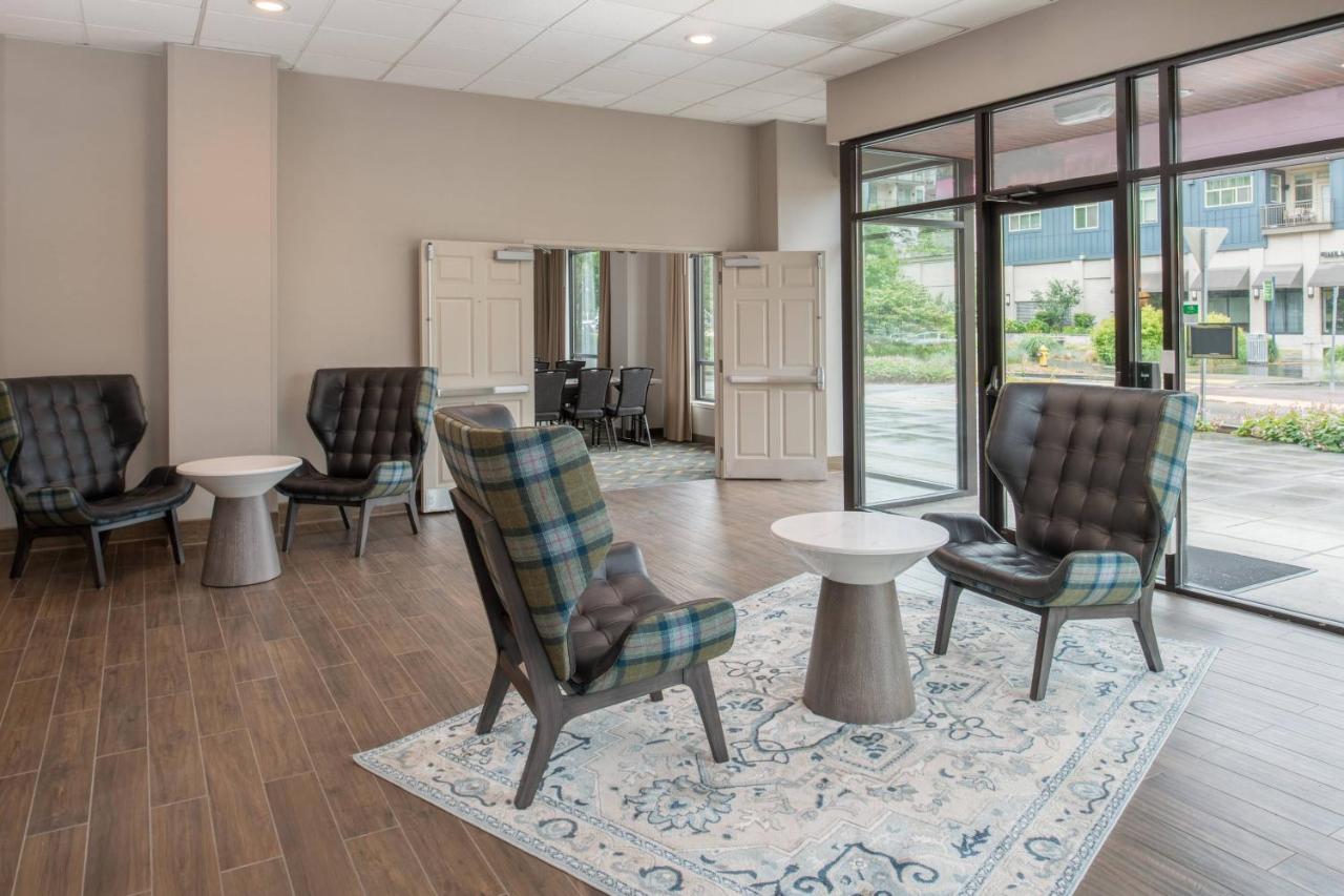 | Residence Inn Seattle East/Redmond