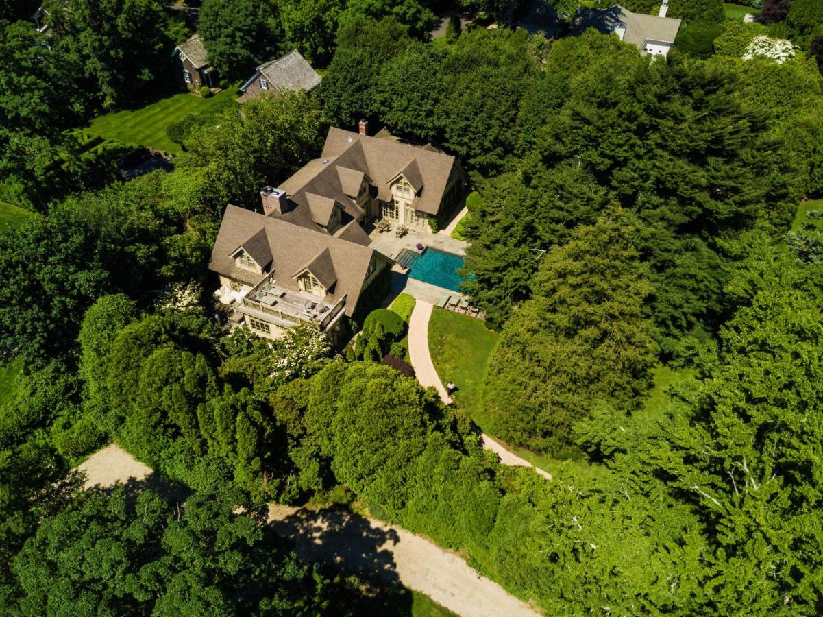 | The Baker House 1650