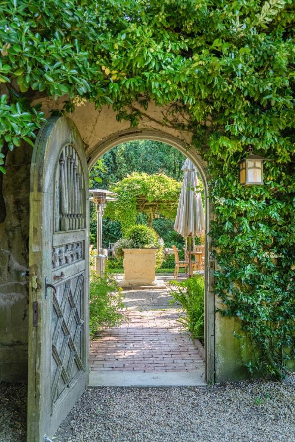 | The Baker House 1650
