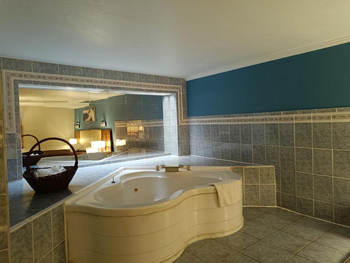| The Boston Inn