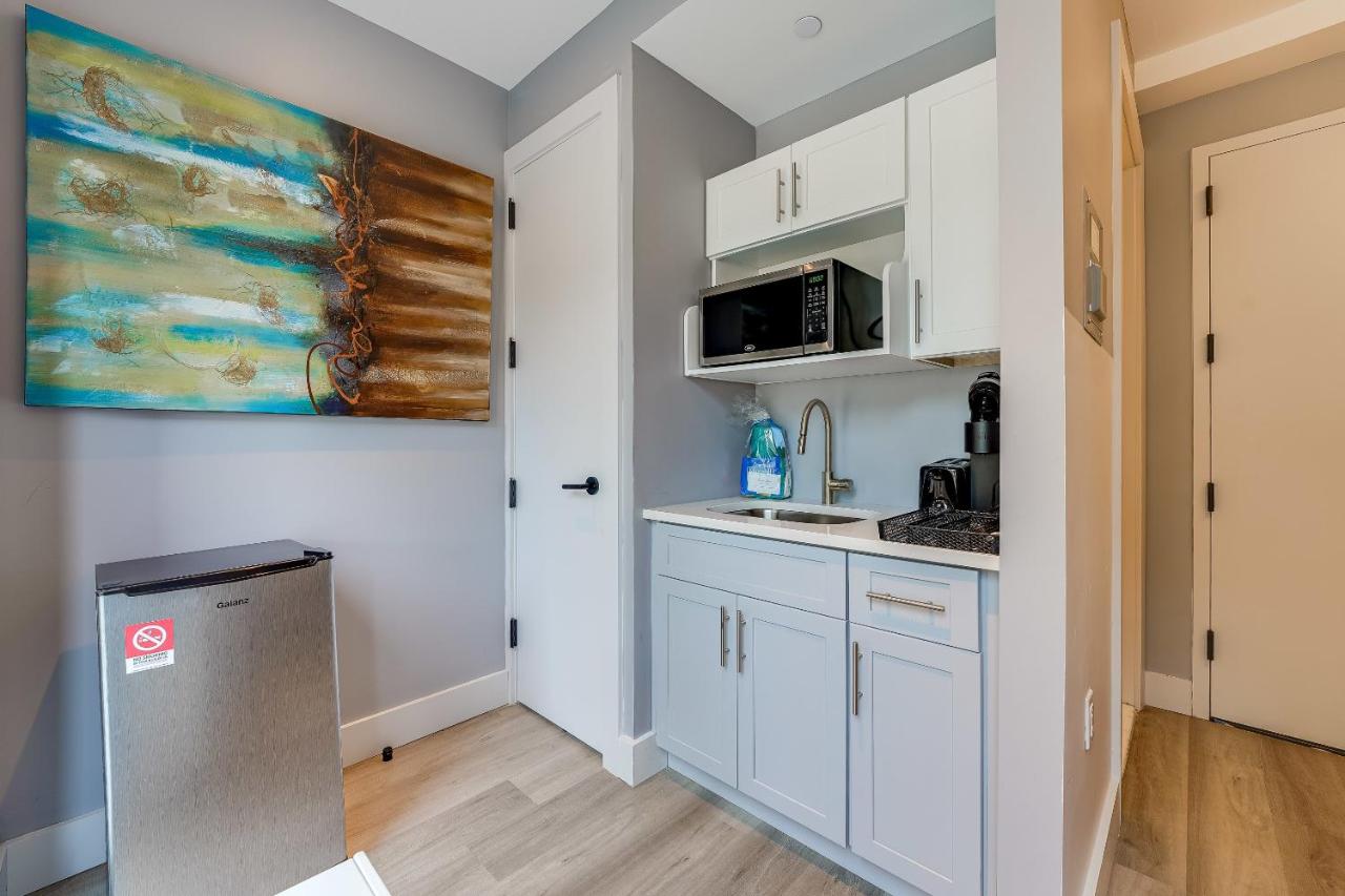 Double Suite, Balcony, Non-Smoking at Global Luxury Suites at The Arches