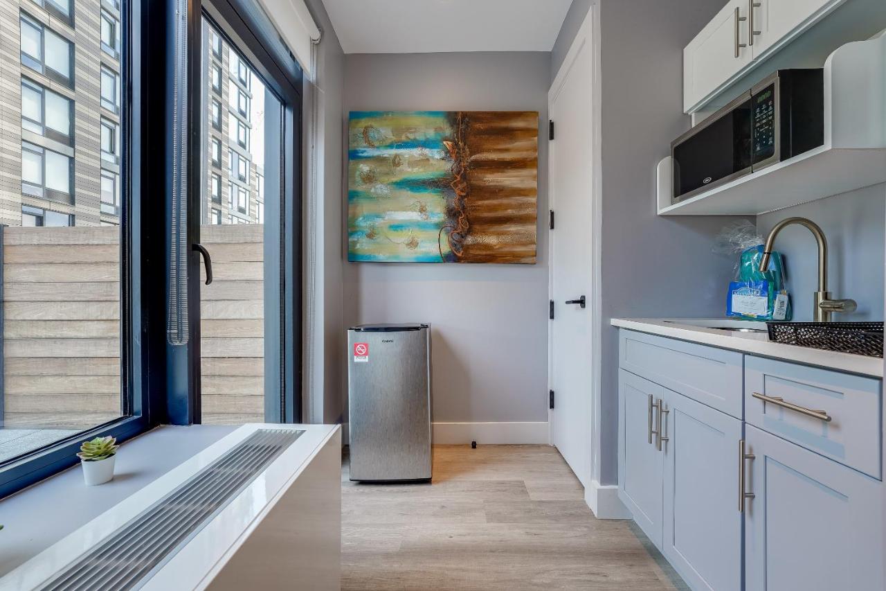 Double Suite, Balcony, Non-Smoking at Global Luxury Suites at The Arches