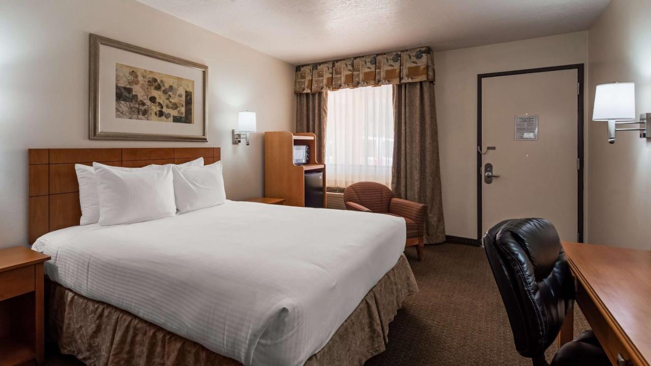  | Best Western Socorro Hotel & Suites