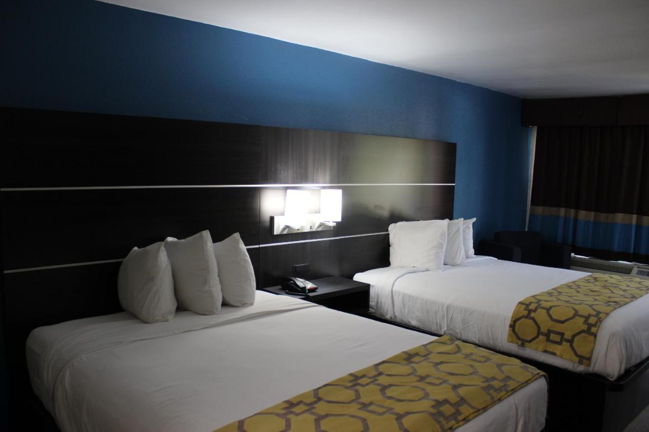 Queen Room with Two Queen Beds - Non-Smoking at Baymont by Wyndham Manning