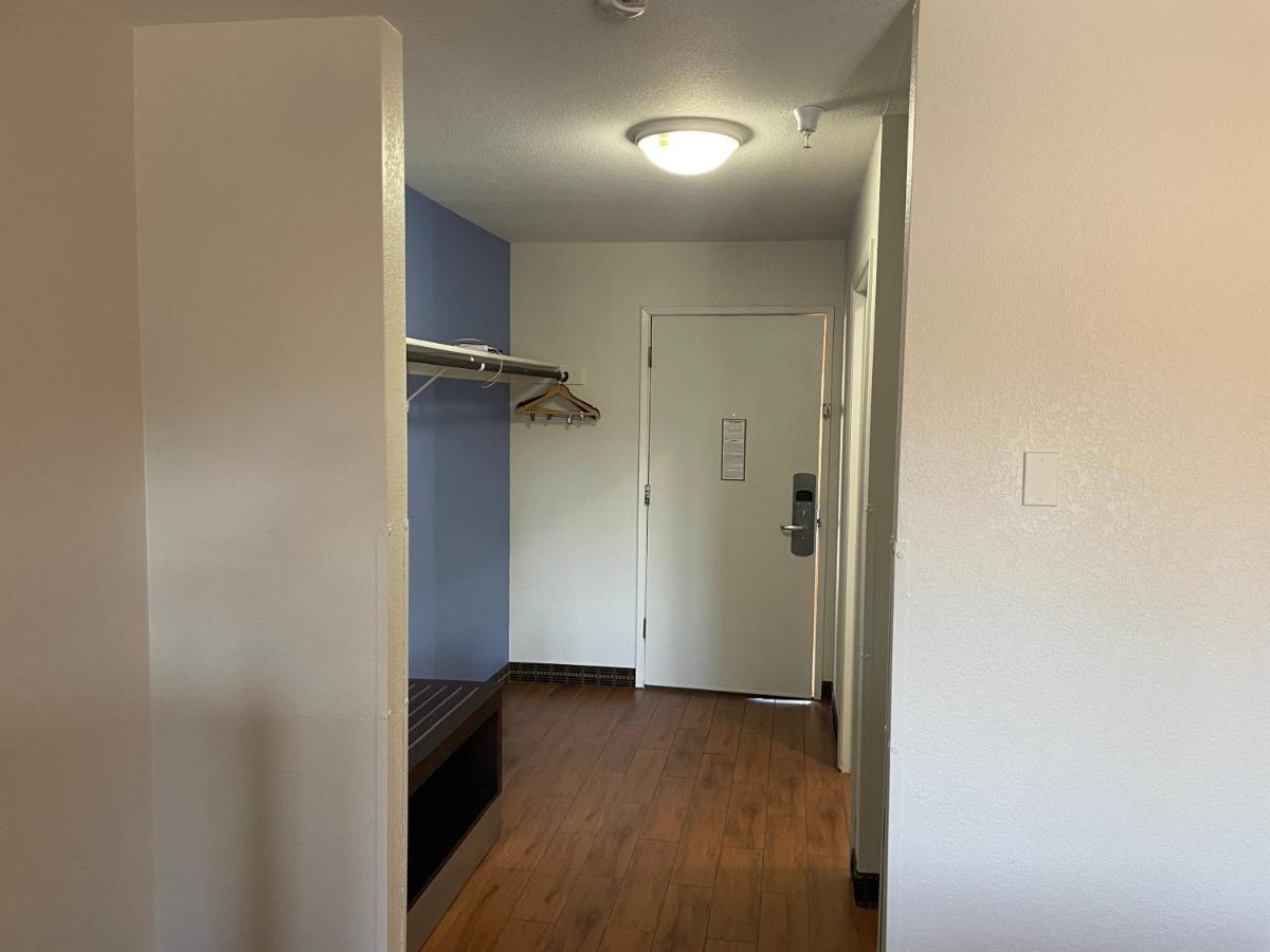 King Room - Disability Access/Non-Smoking at Hotel Solares