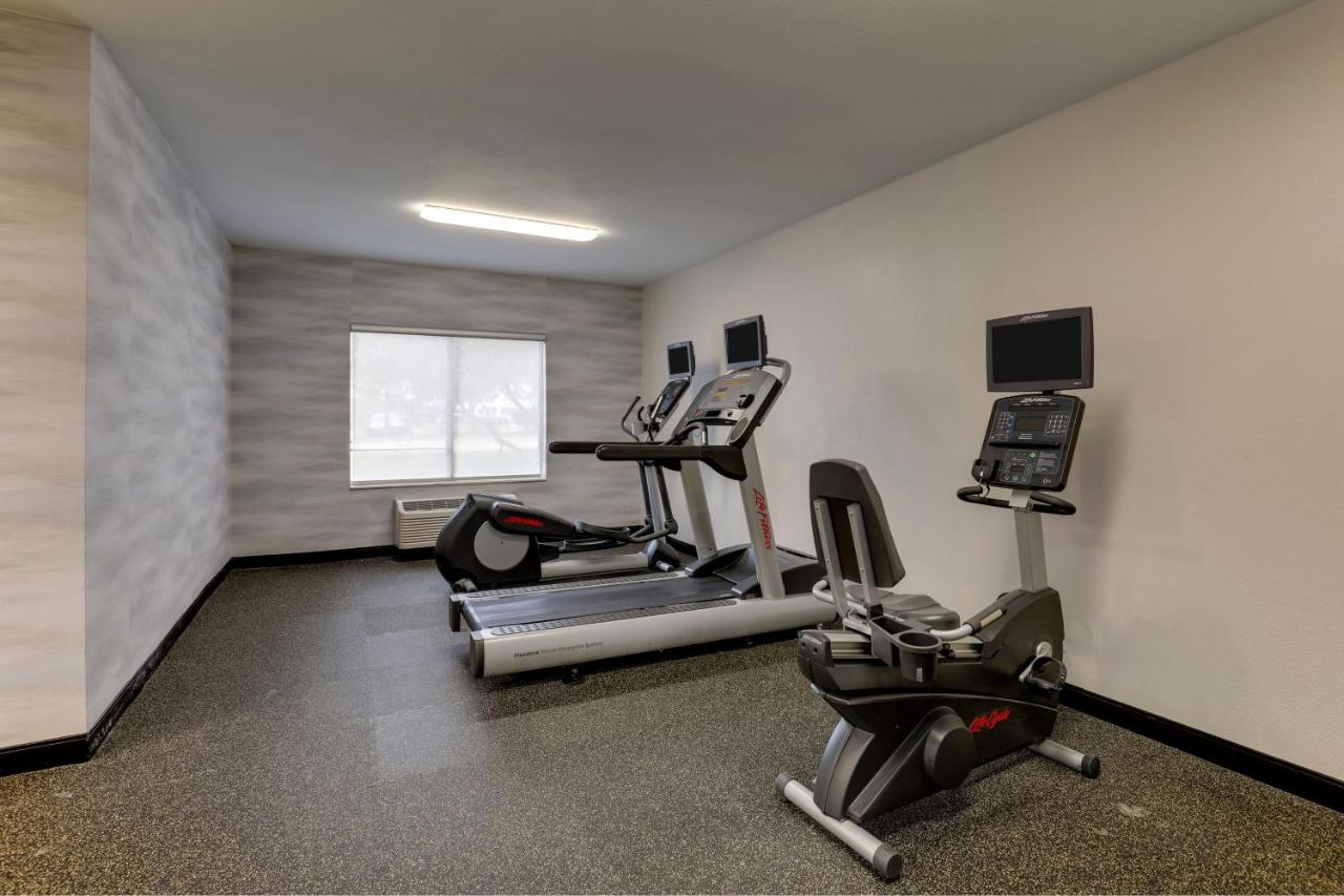 | Fairfield Inn by Marriott Las Colinas