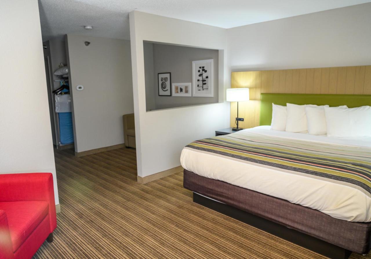King Studio Suite with Sofa Bed - Non-Smoking at Country Inn & Suites by Radisson, Greenfield, IN