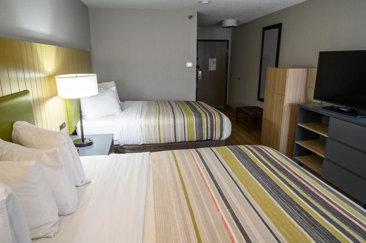 Queen Room with Two Queen Beds at Country Inn & Suites by Radisson, Greenfield, IN