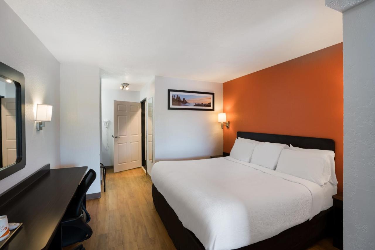  | Hill Country Inn and Suites