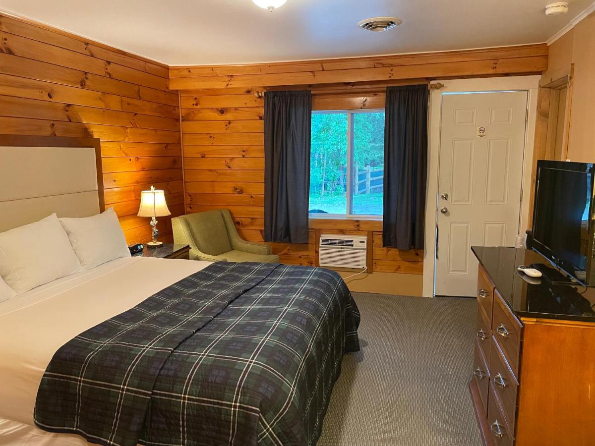 | Northern Lights Lodge