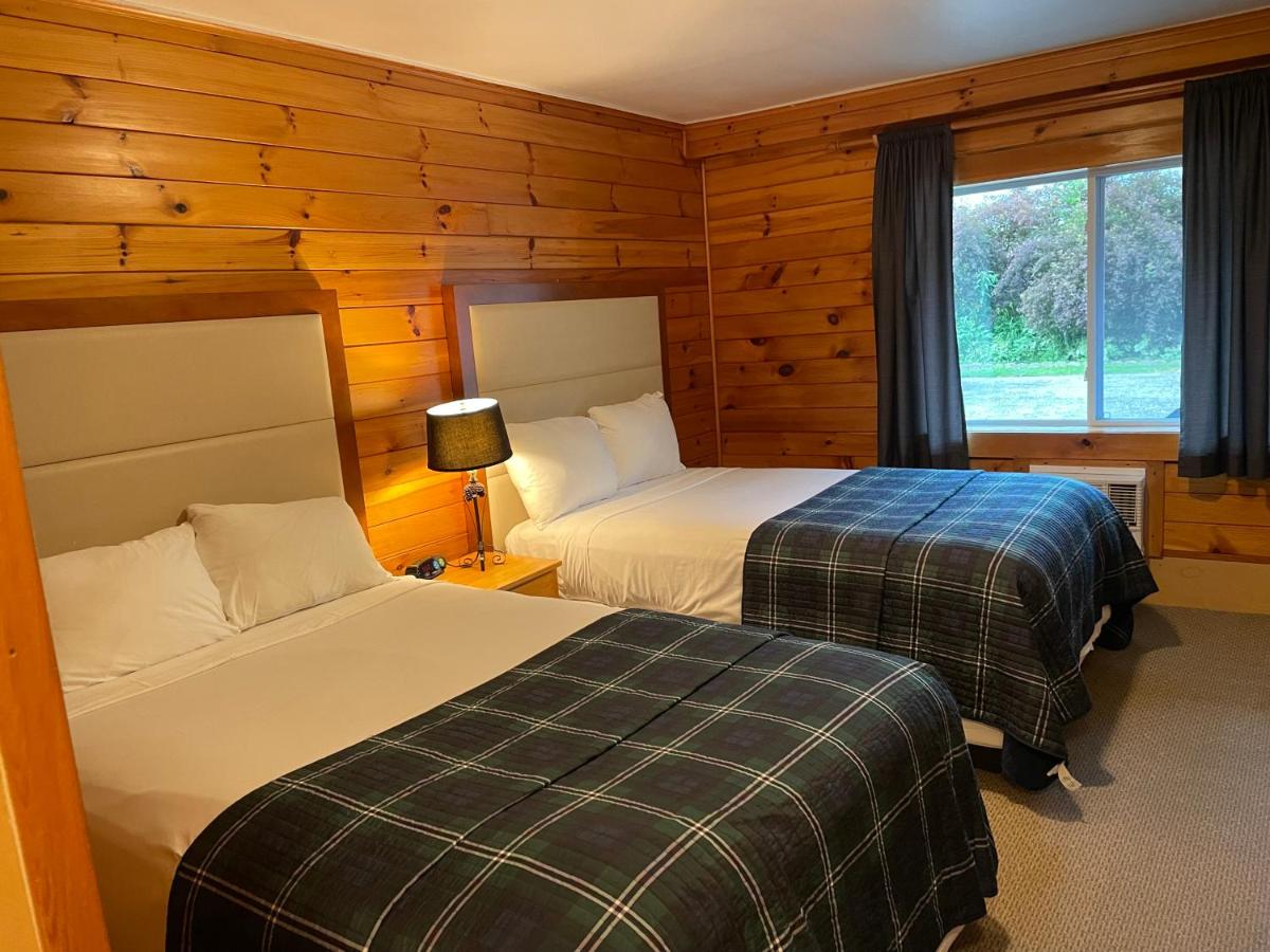 | Northern Lights Lodge