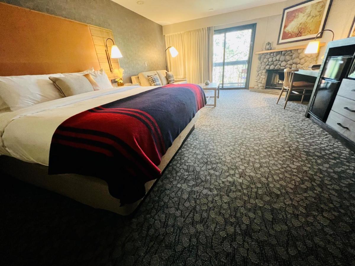 Premium Quadruple Room at Riverhouse Lodge