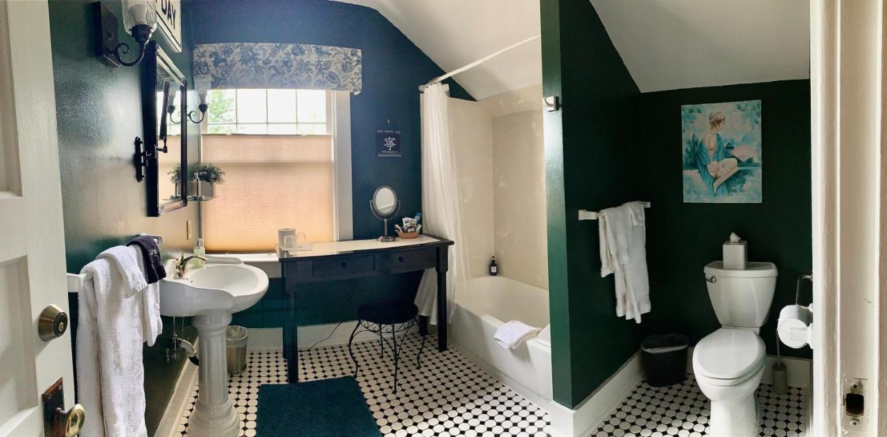  | Bayberry Inn B&B
