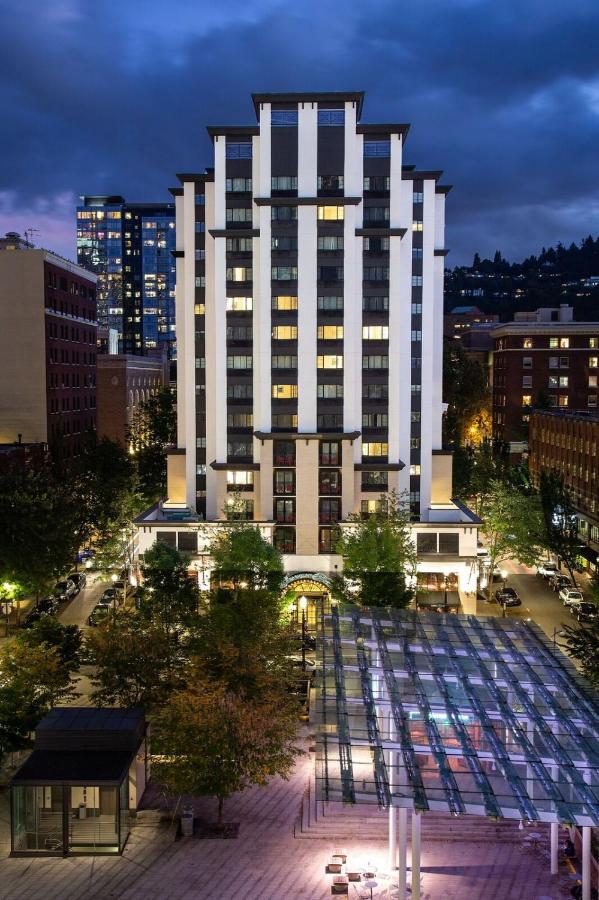  | The Paramount Hotel Portland
