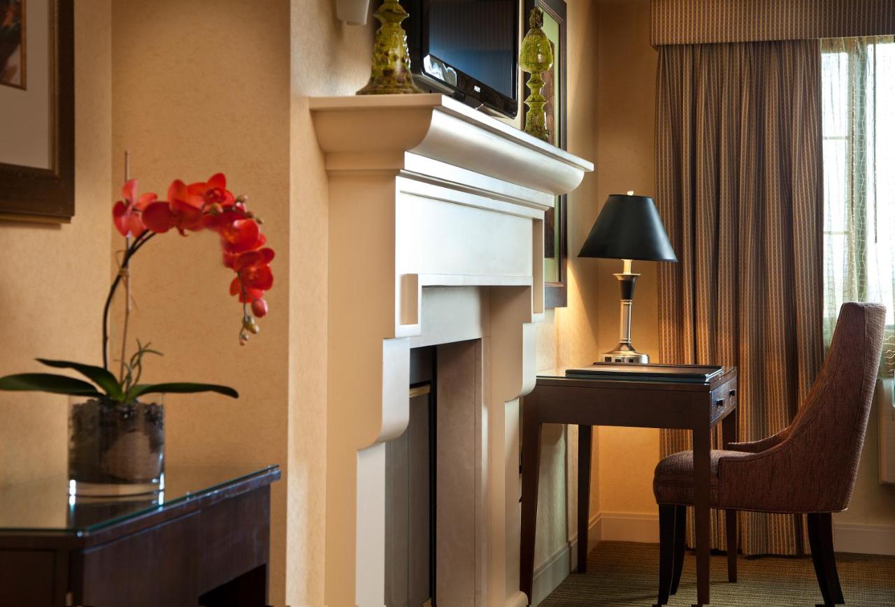  | The Paramount Hotel Portland