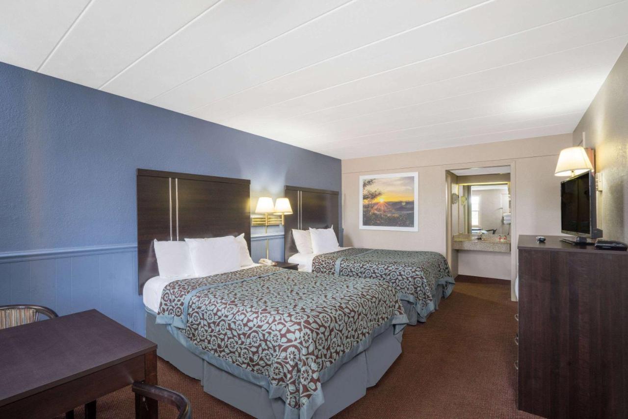 | Days Inn by Wyndham Lincolnton
