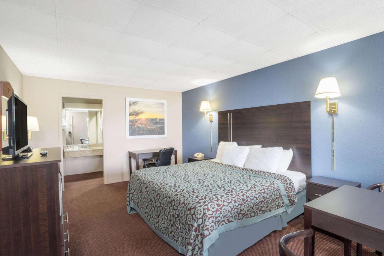 | Days Inn by Wyndham Lincolnton
