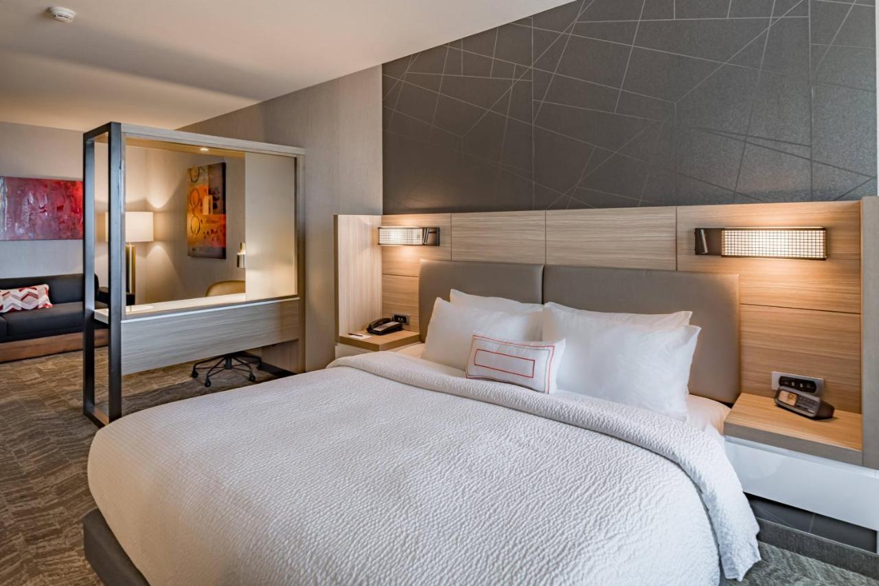 | SpringHill Suites Dallas Central Expressway