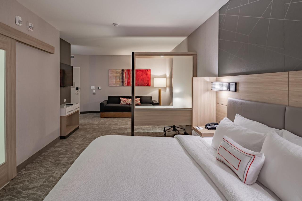 | SpringHill Suites Dallas Central Expressway
