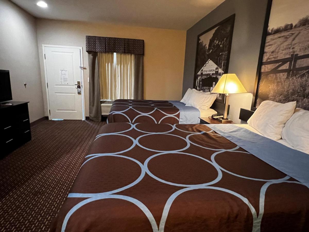 Studio Suite with Two Queen Beds - Non-Smoking at Super 8 by Wyndham Center