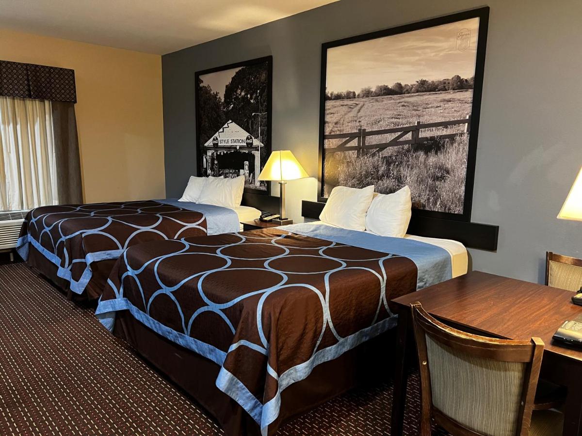 Studio Suite with Two Queen Beds - Non-Smoking at Super 8 by Wyndham Center