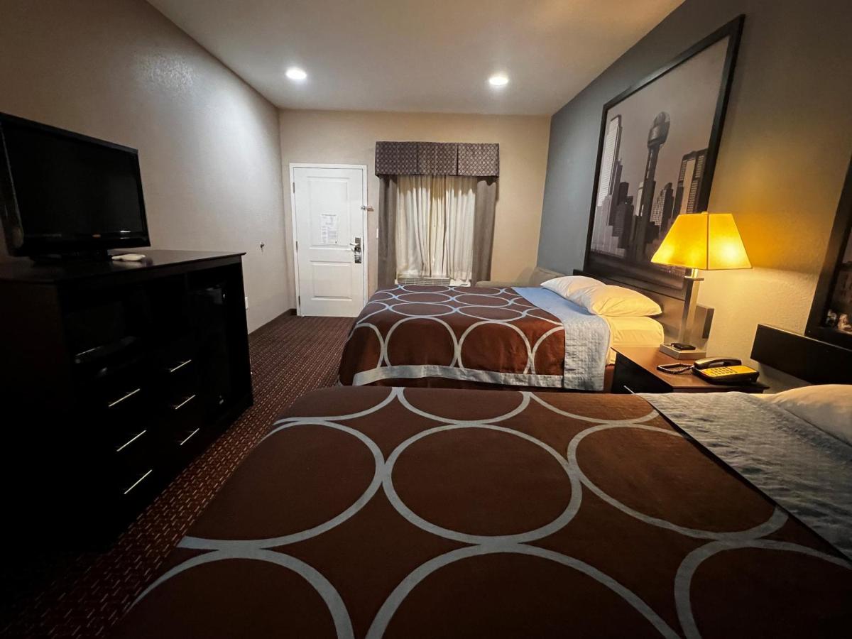 Studio Suite with Two Queen Beds - Non-Smoking at Super 8 by Wyndham Center