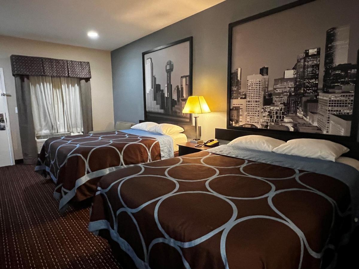 Studio Suite with Two Queen Beds - Non-Smoking at Super 8 by Wyndham Center