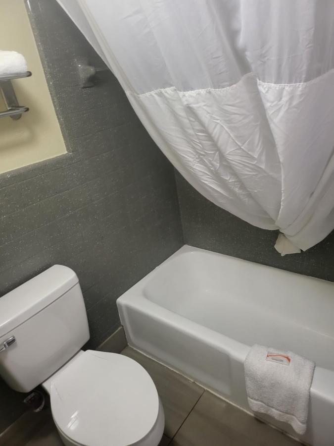 1 Double Bed, Smoking at Baymont by Wyndham Williamsburg