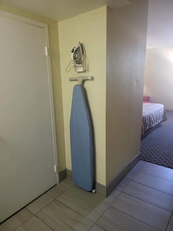 1 Double Bed, Smoking at Baymont by Wyndham Williamsburg