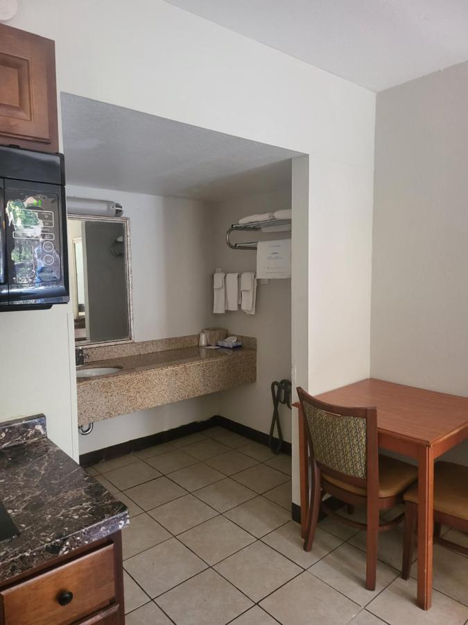 1 Double Bed, Smoking at Baymont by Wyndham Williamsburg