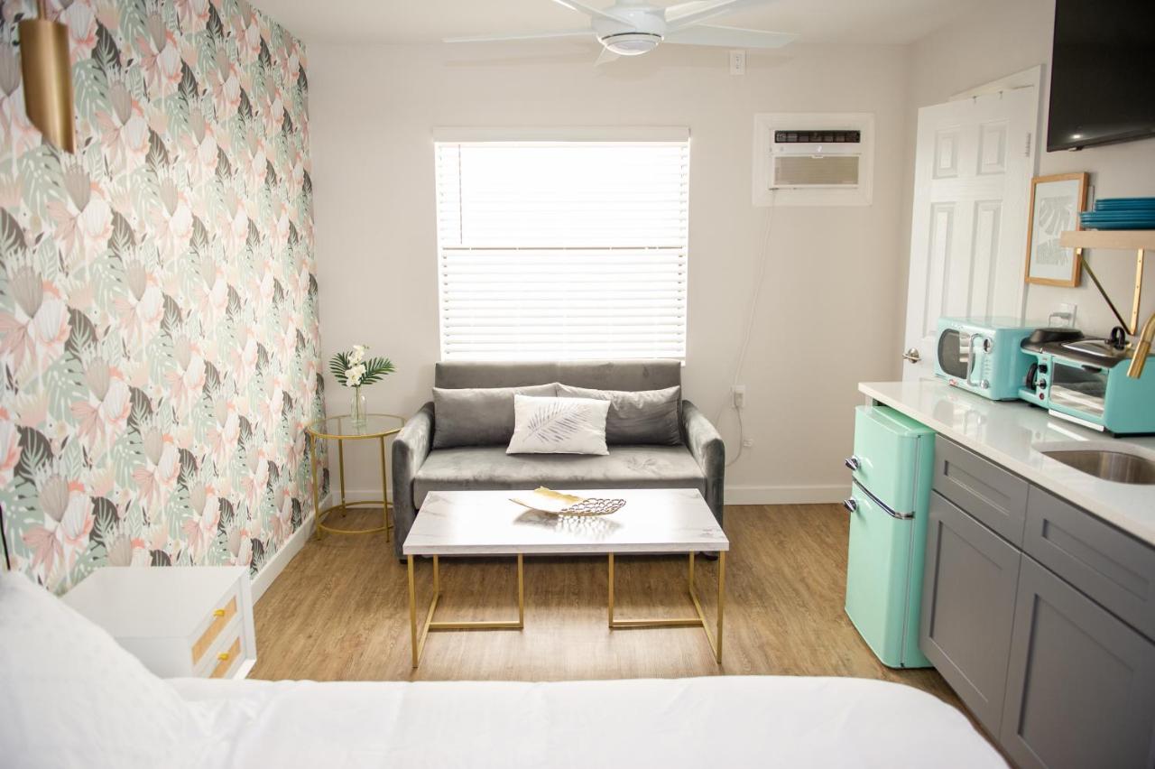 | Sunburst Inn