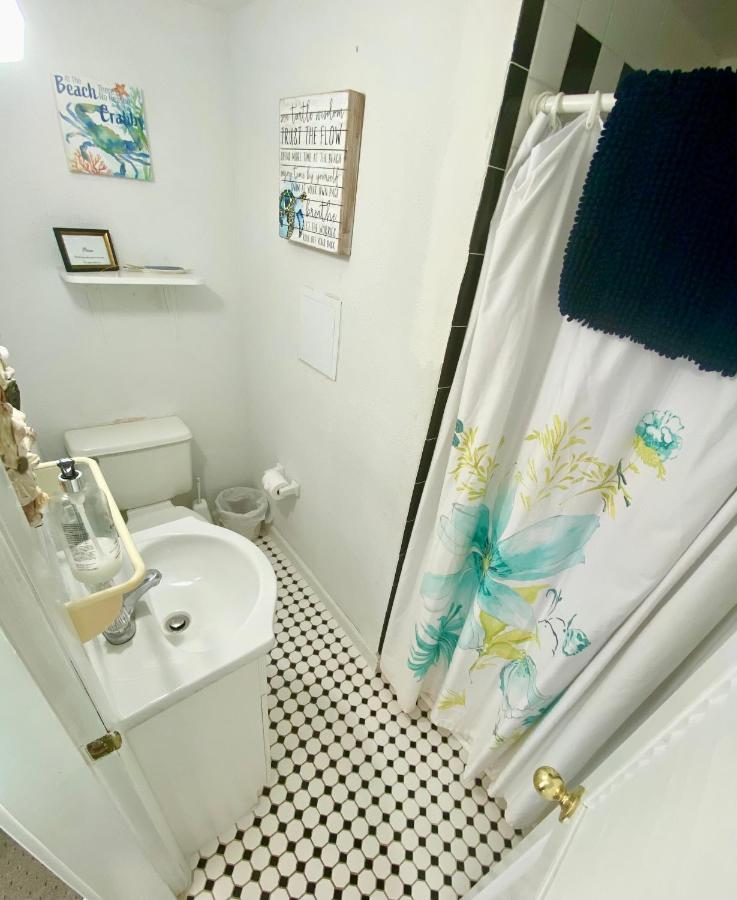| Atlantic House Bed & Breakfast
