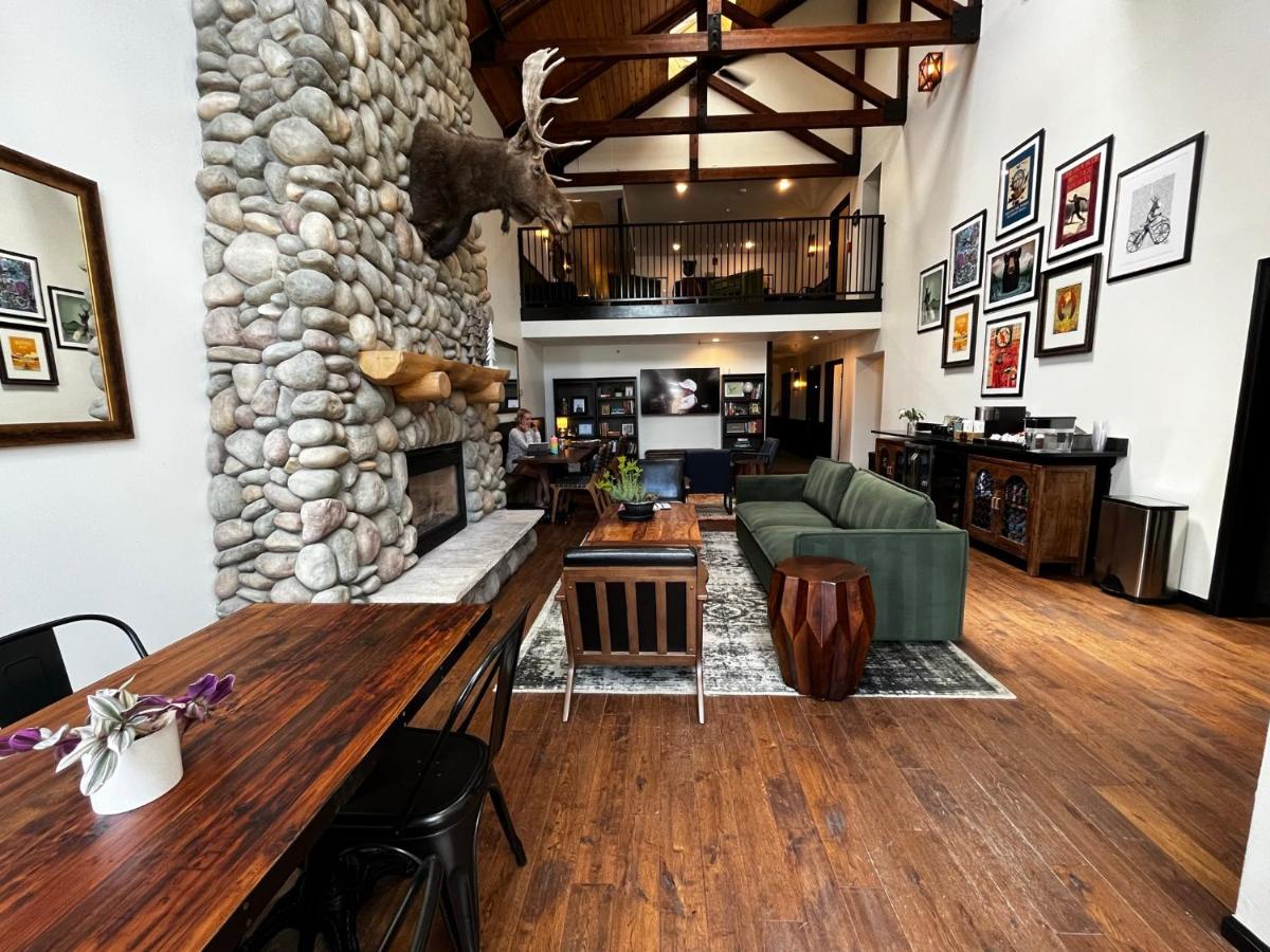  | Hotel Frisco