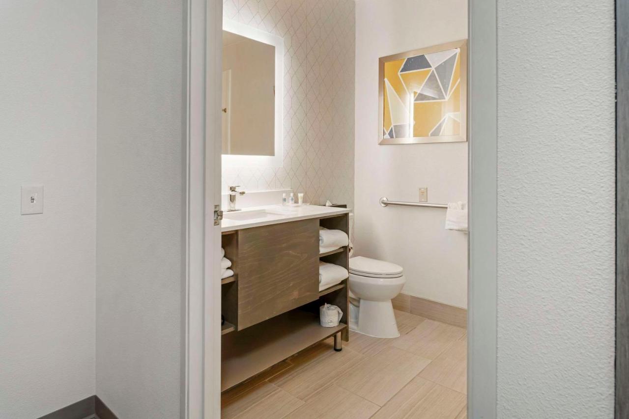 Suite with Two Queen Beds - Accessible/Non-Smoking at Comfort Suites Elgin Northwest