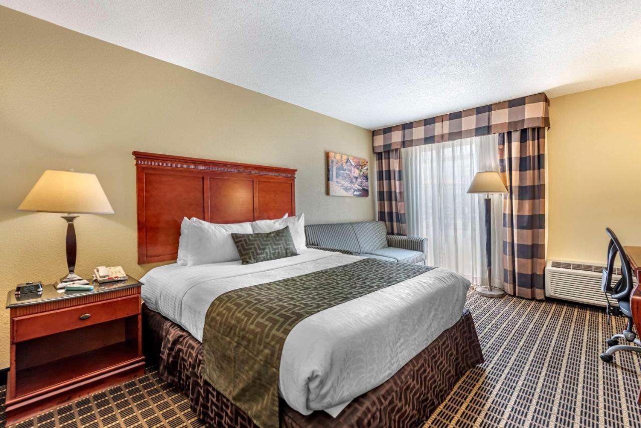 Room #30151914 at Best Western Plus Bridgeport Inn