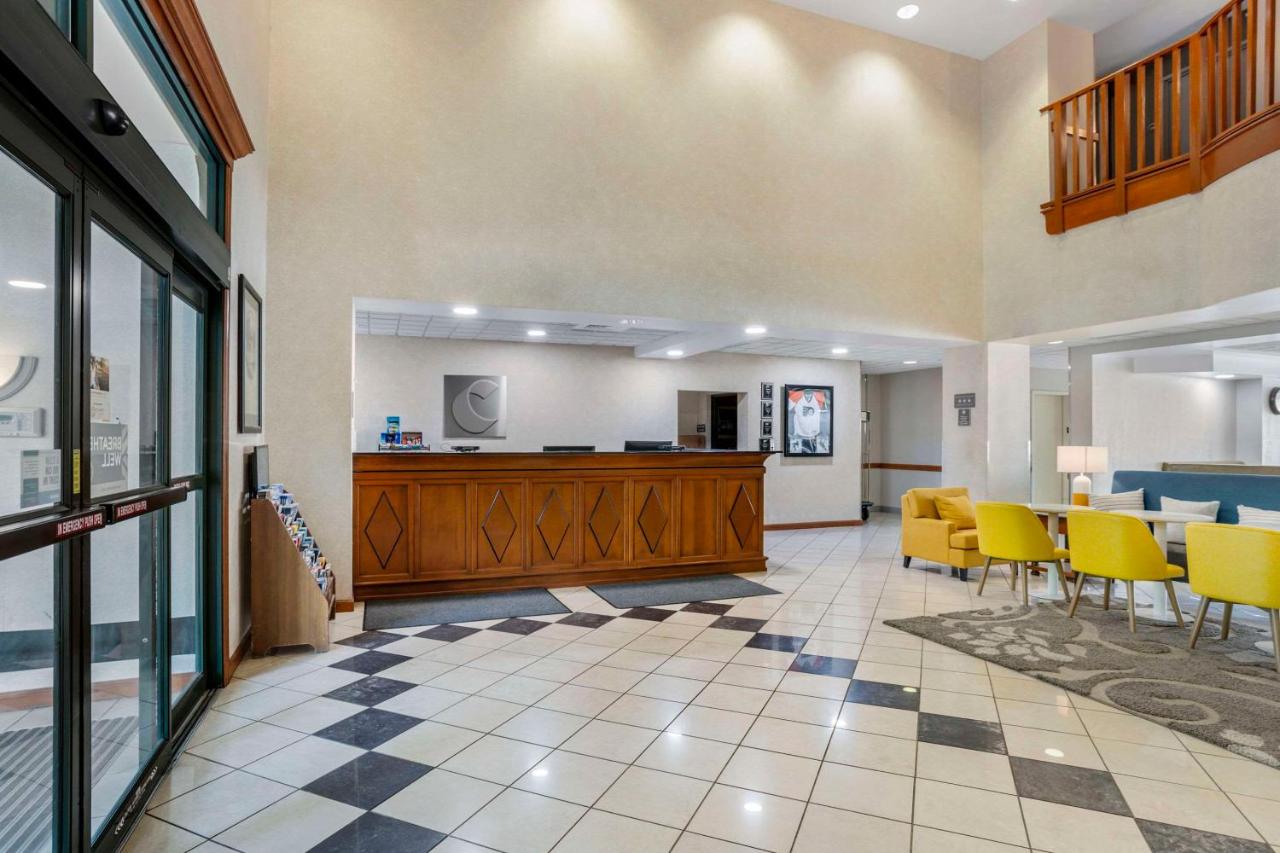 | Comfort Inn & Suites Voorhees - Mt Laurel