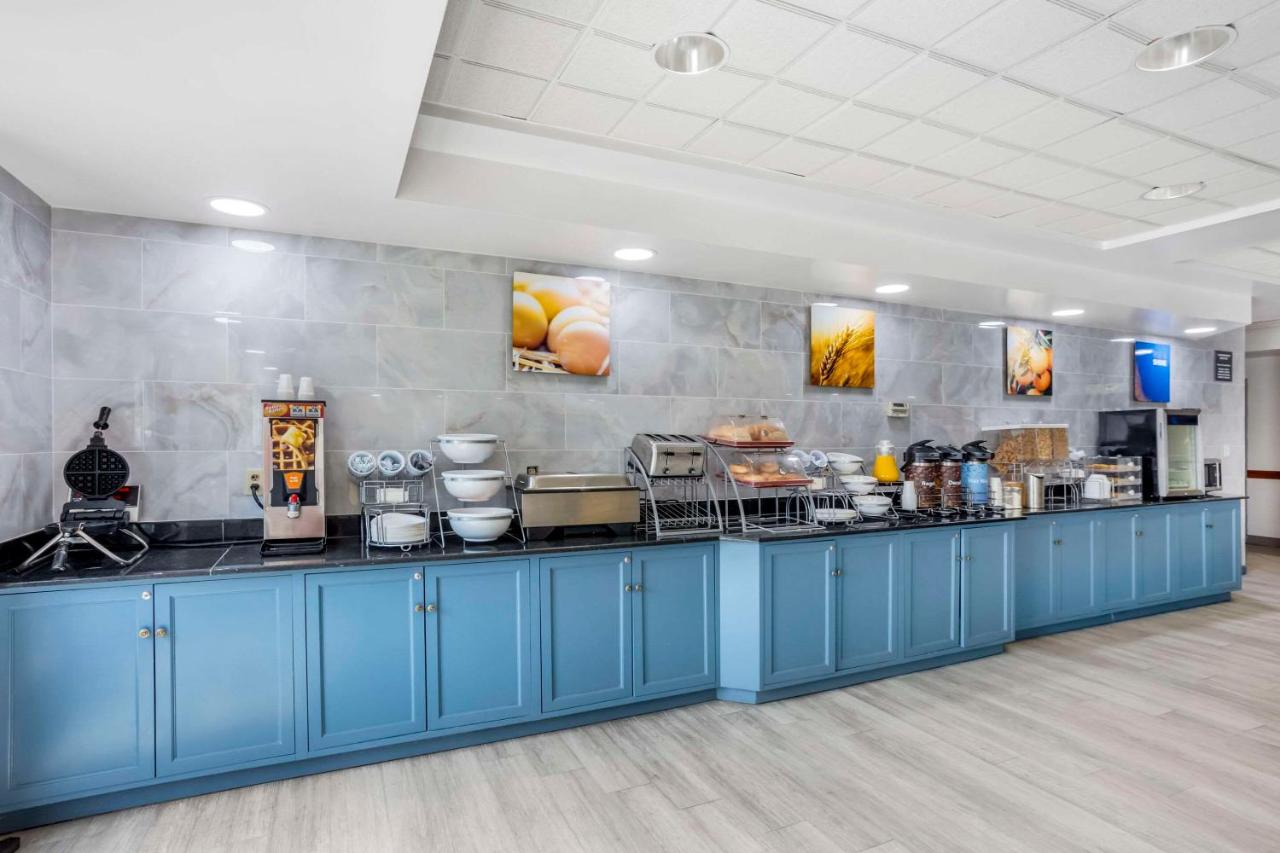 | Comfort Inn & Suites Voorhees - Mt Laurel