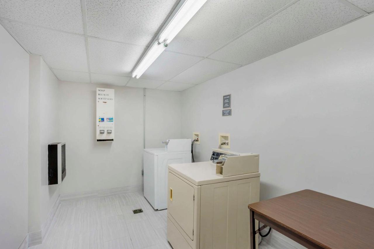| Comfort Inn & Suites Voorhees - Mt Laurel
