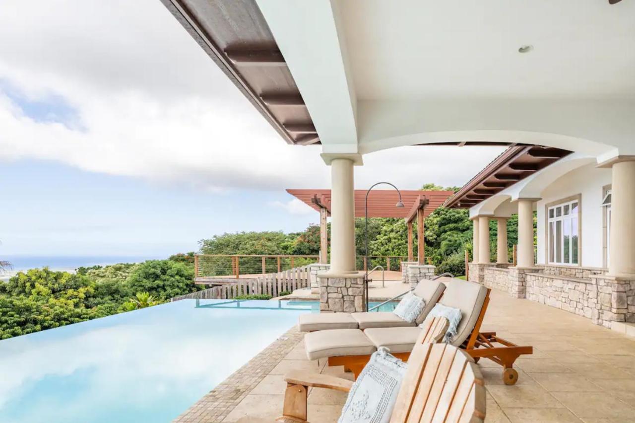 | Renovated Kona Mansion infinity pool & ocean views