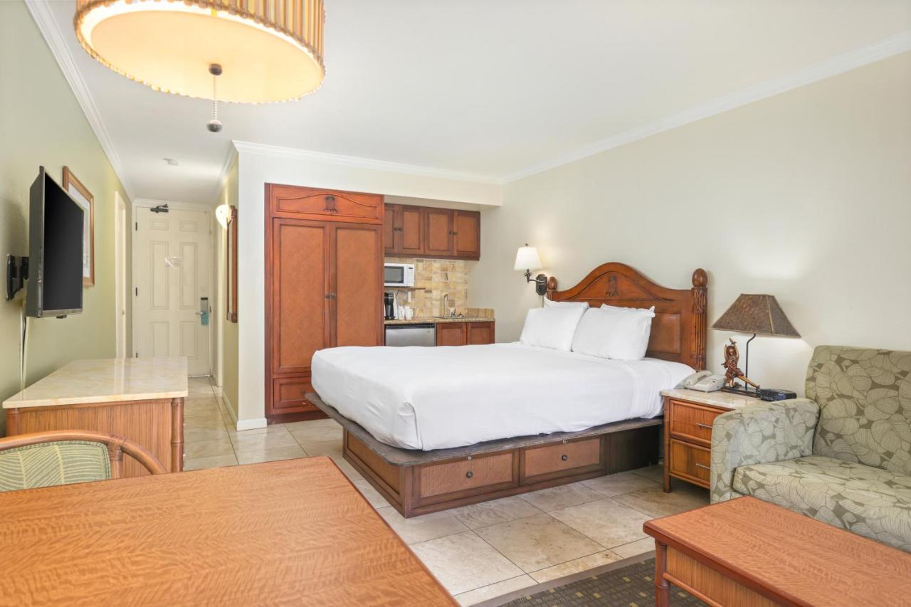 Partial Ocean View Room at Aston Islander on the Beach