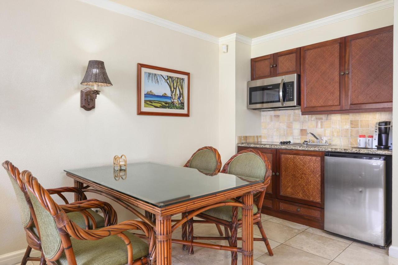 One Bedroom Panoramic Ocean View Suite at Aston Islander on the Beach