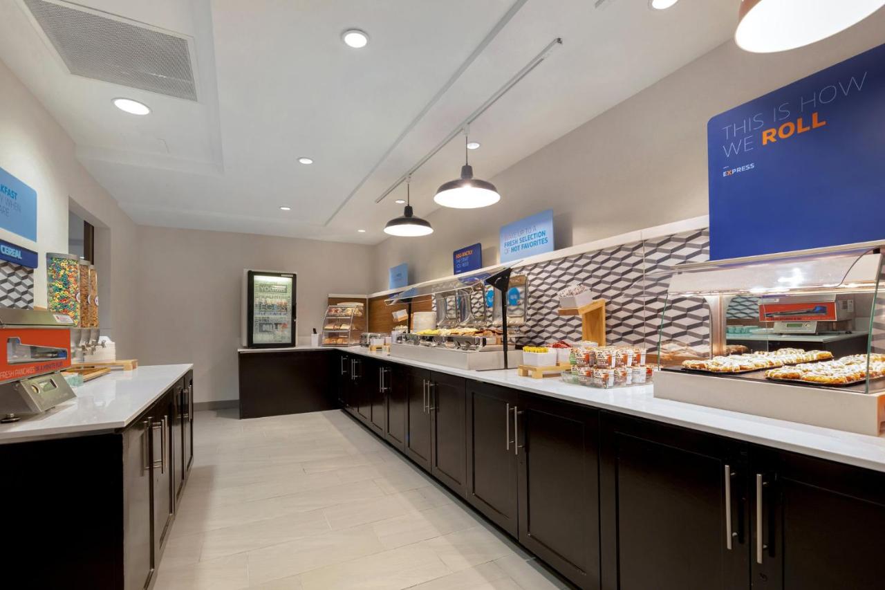  | Holiday Inn Express & Suites - Kansas City KU Medical Center, an IHG Hotel