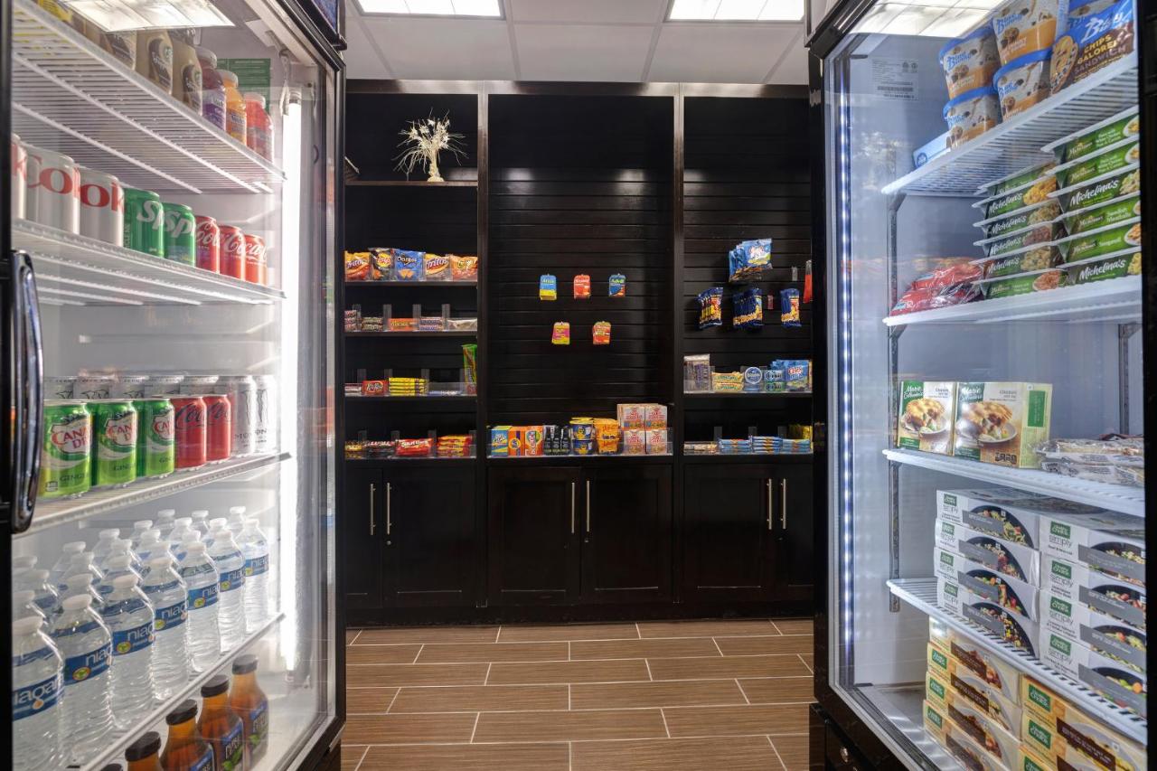  | Holiday Inn Express & Suites - Kansas City KU Medical Center, an IHG Hotel