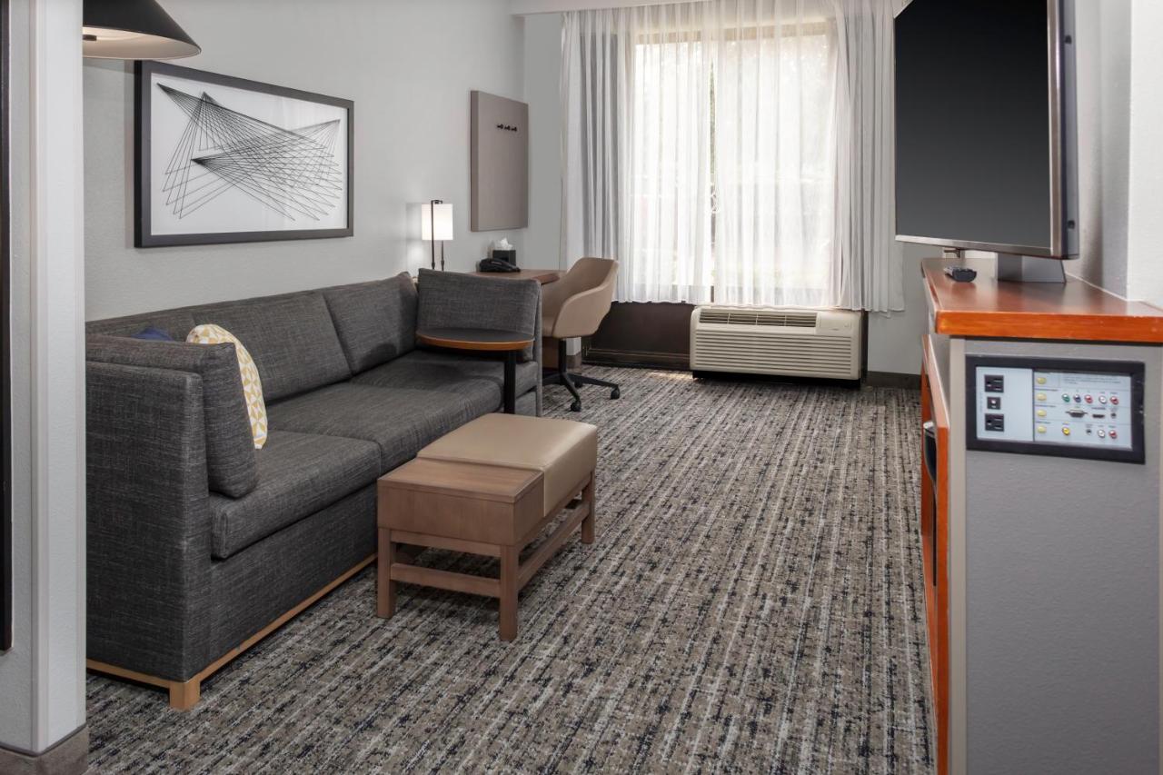 King Room with Disability Accessible Shower at Hyatt Place Dallas/Arlington